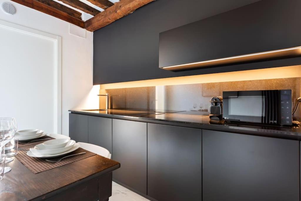 Dimora San Lorenzo Luxury Apartment Βενετία Εξωτερικό φωτογραφία