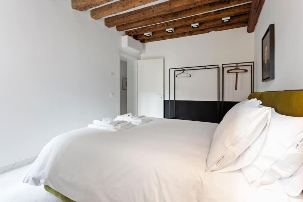 Dimora San Lorenzo Luxury Apartment Βενετία Εξωτερικό φωτογραφία